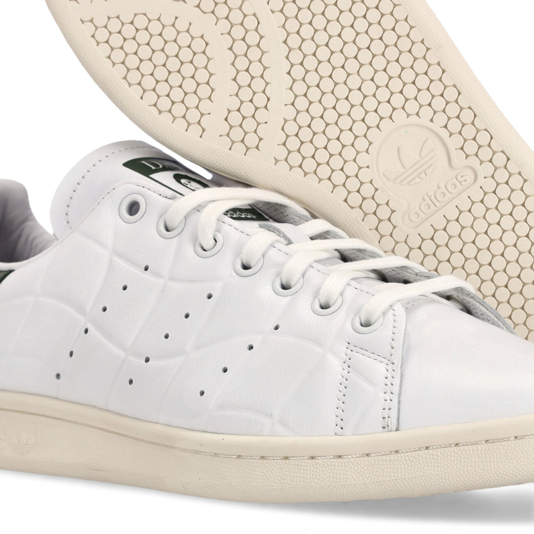 Dime Stan Smith