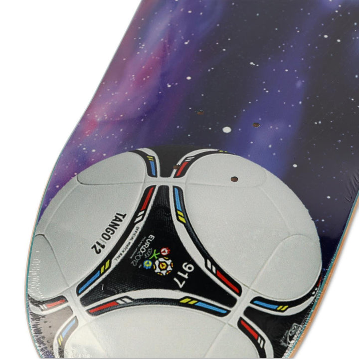 Universal Devotion Futbol 8.25"