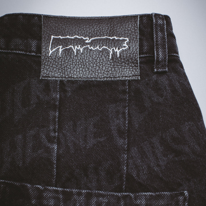 Baggy Pleated Denim Laser Stamp Shorts