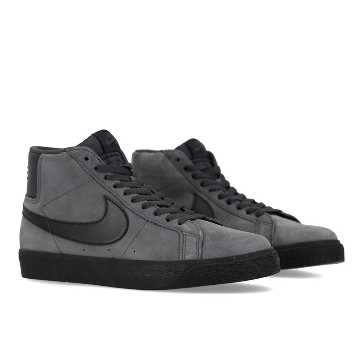 Zoom Blazer Mid